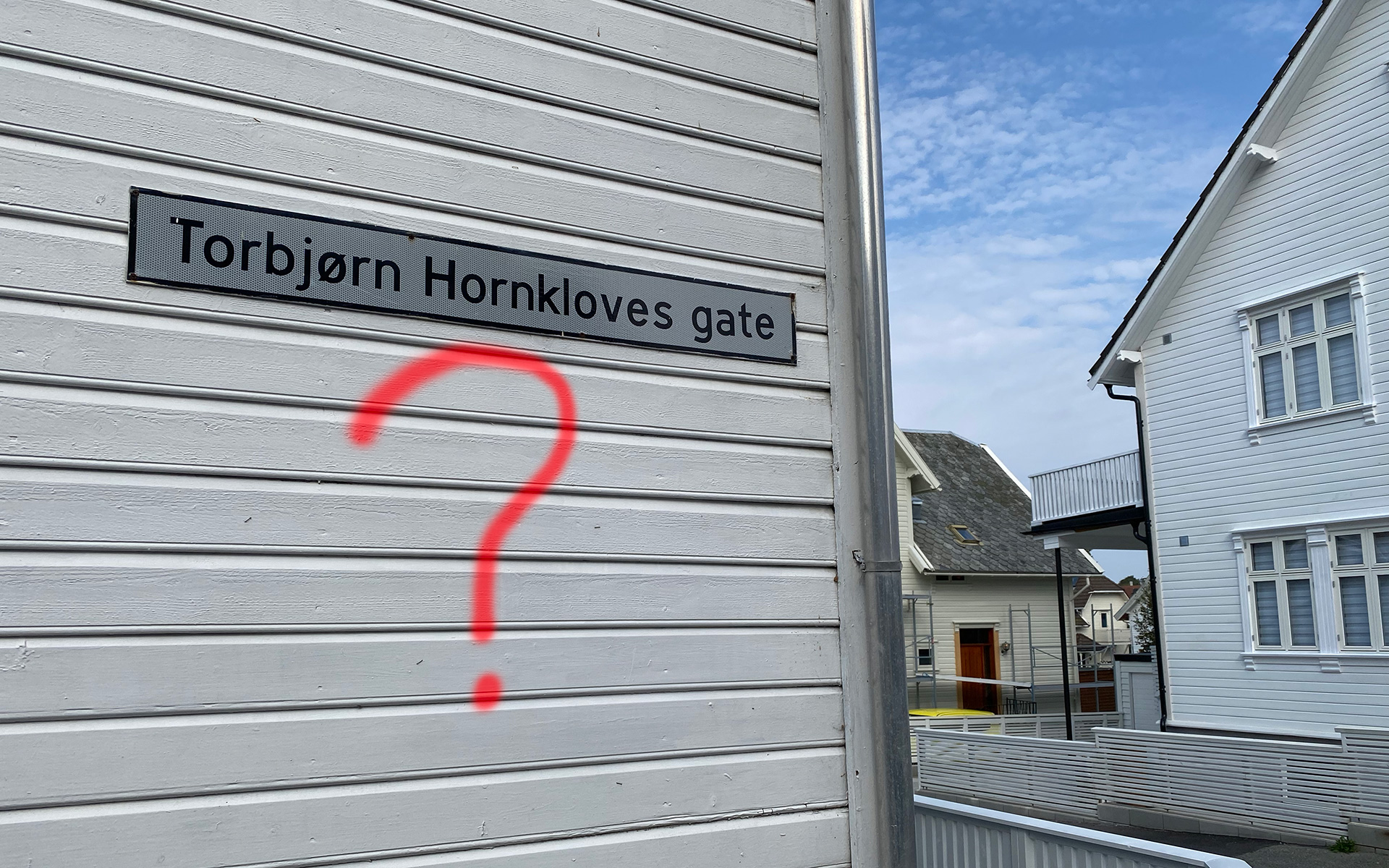 T.Hornklovesgt1 1920x1200 Bilde av gateskilt i Stavanger. Torbjørn Hornklovesgate